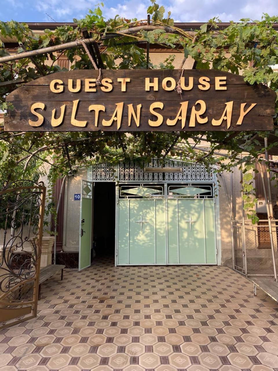 Albergue Sultan Saray Osh Exterior foto