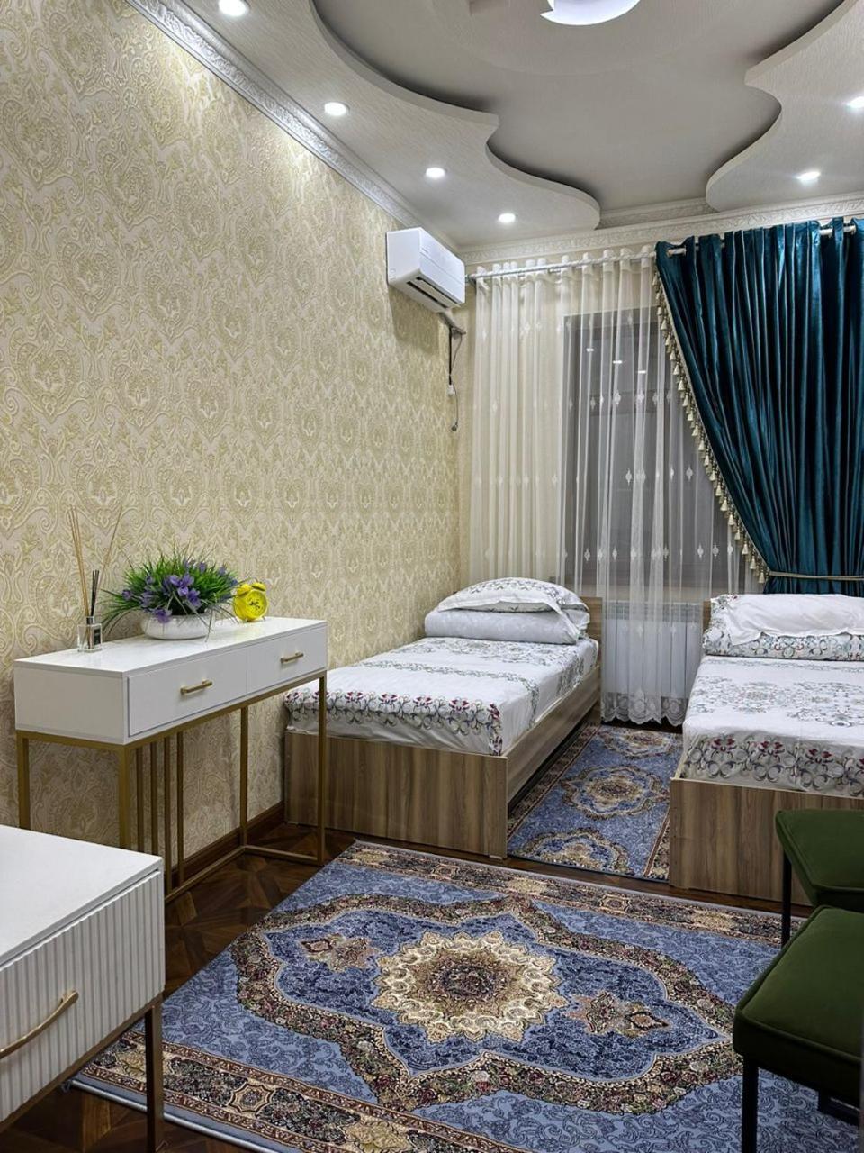 Albergue Sultan Saray Osh Exterior foto